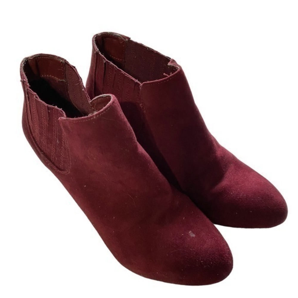 New Direction Women's Charlotte Wedge Bootie Red Suede